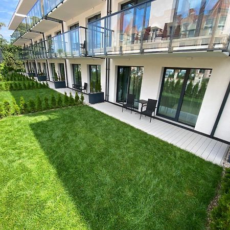 Przy Plazy - Z Prywatnym Ogrodkiem Rezydencja Niechorze Apartment Luaran gambar
