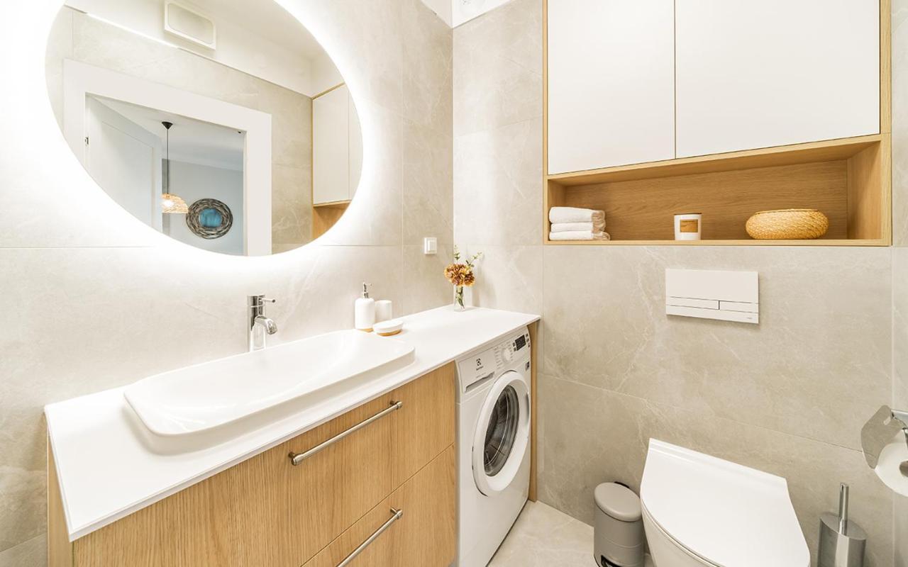 Przy Plazy - Z Prywatnym Ogrodkiem Rezydencja Niechorze Apartment Luaran gambar